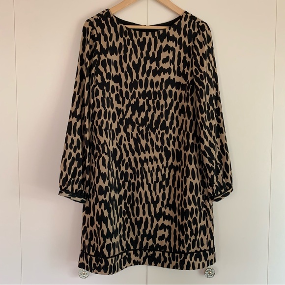 Ann Taylor LOFT Long Sleeve Satin Animal Print Shift Dress Sz 6 - Picture 5 of 11